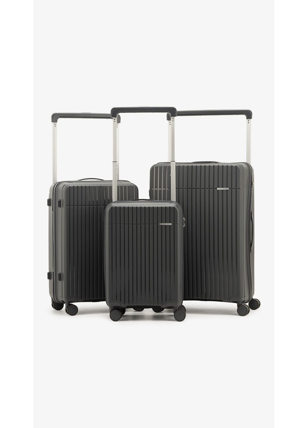 Валіза 8050/3 shop (2000999340734) No Brand (368526334)