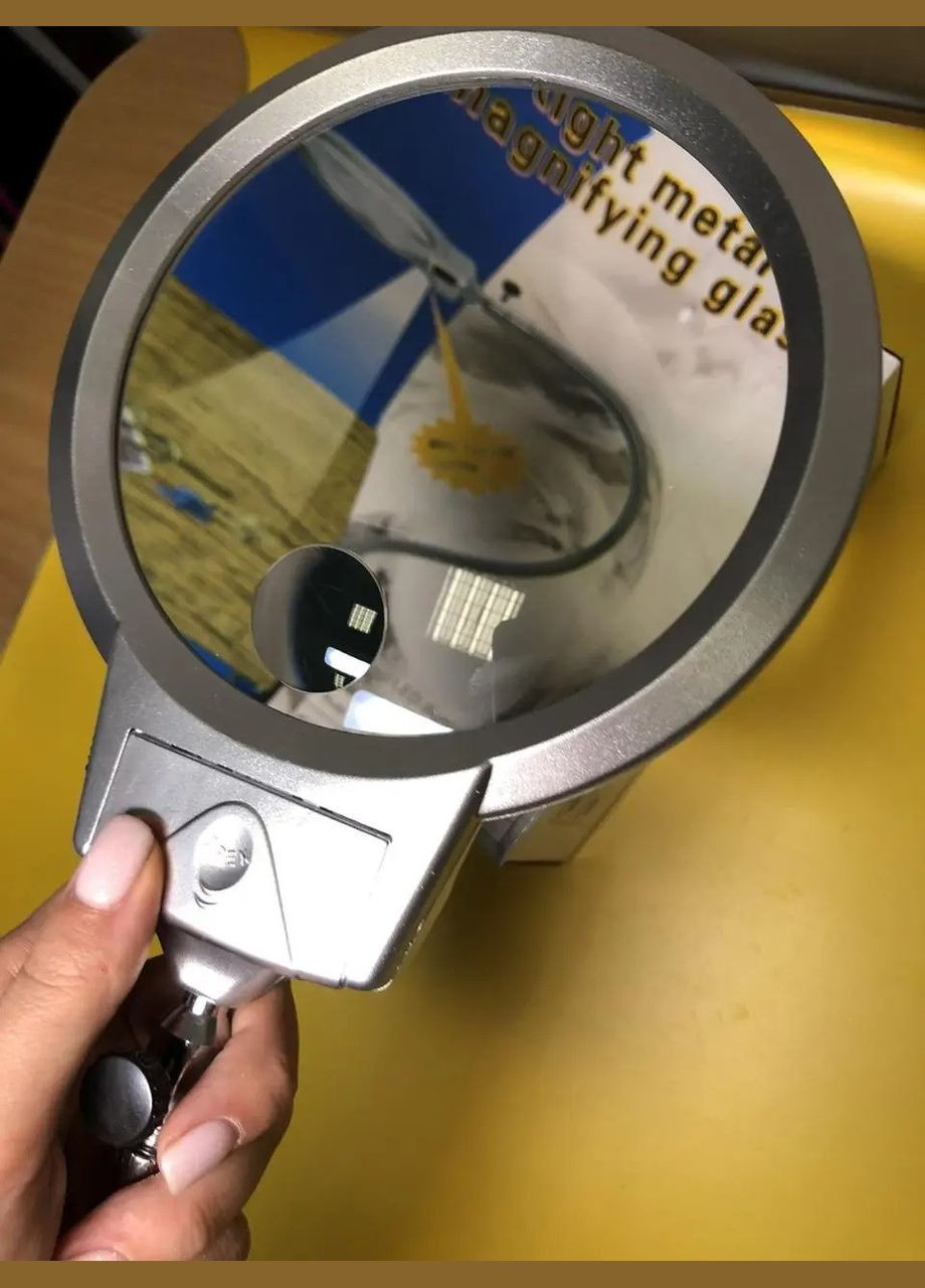 Лупа двойная на гибкой ноге с зажимом 15122C с LED-подсветкой 2х и 6-кратное увеличение MG (302833508)