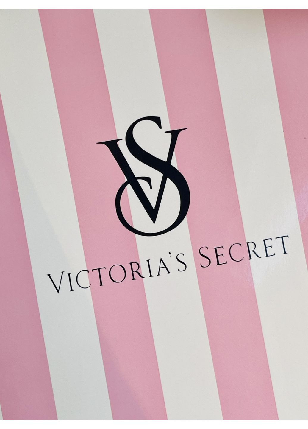 Подарунковий пакет Gift Package Striped New 24x20x9 см Victoria's Secret (372177176)
