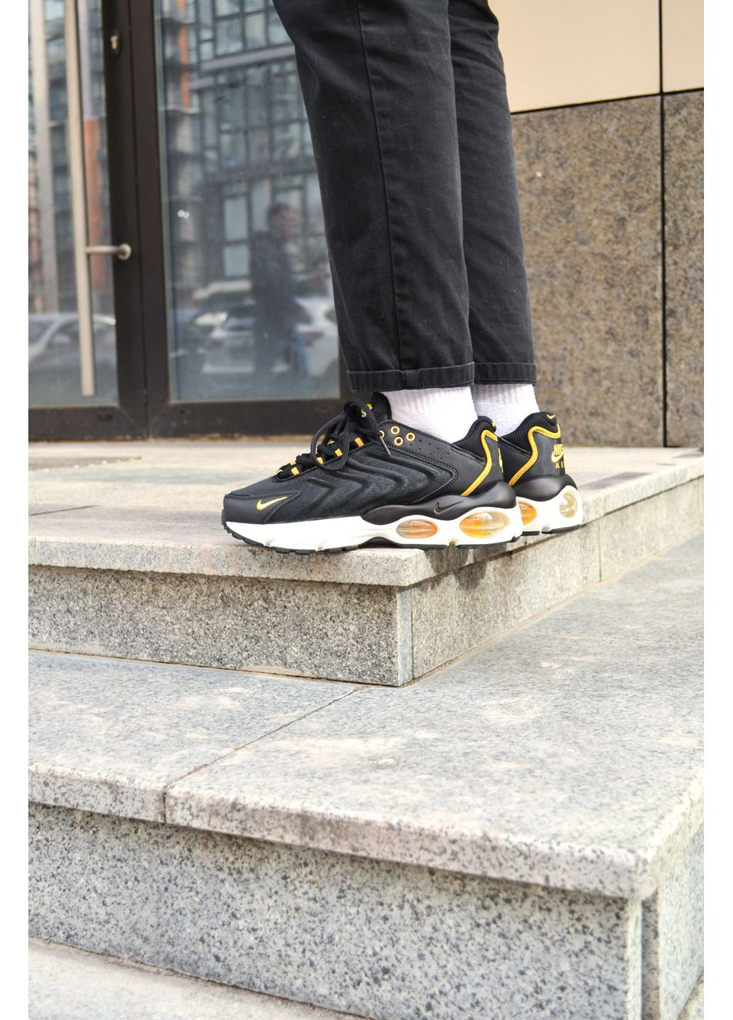 Черные демисезонные кроссовки мужские nike air max tw black white найк аир макс тв No Brand