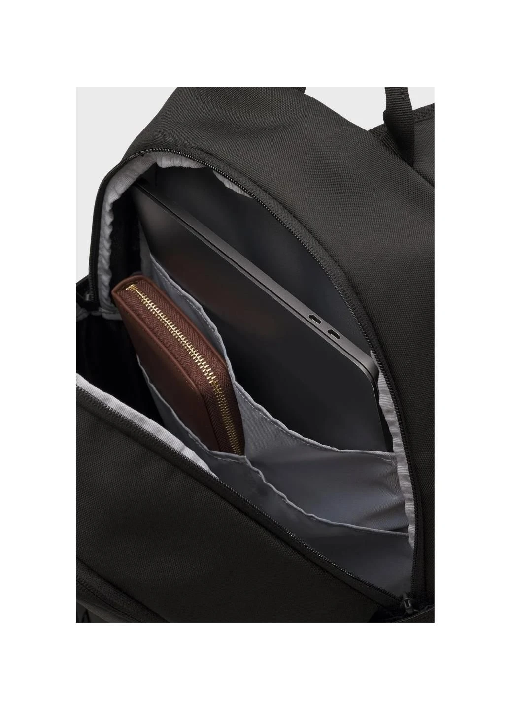 Рюкзак 6000397-001 Under Armour Hustle Sport 6.0 Backpack (389381114)