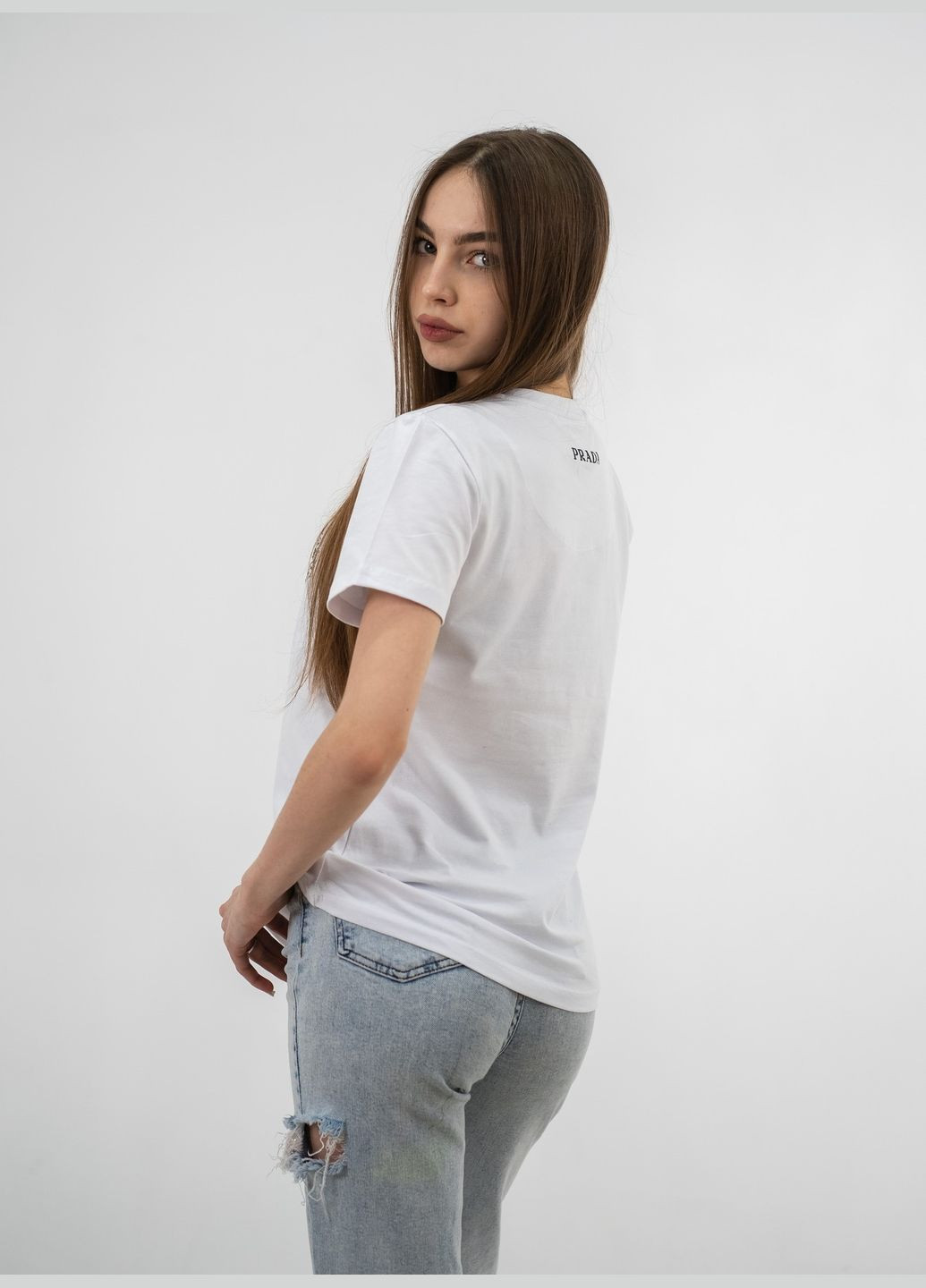 Белая летняя футболка женская Prada