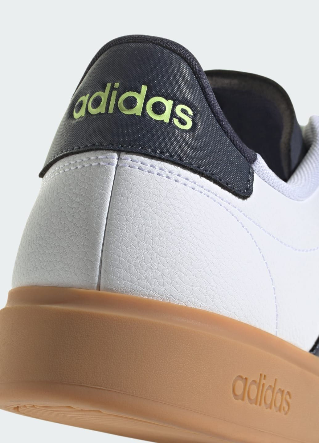 Білі всесезон кросівки grand court 2.0 adidas