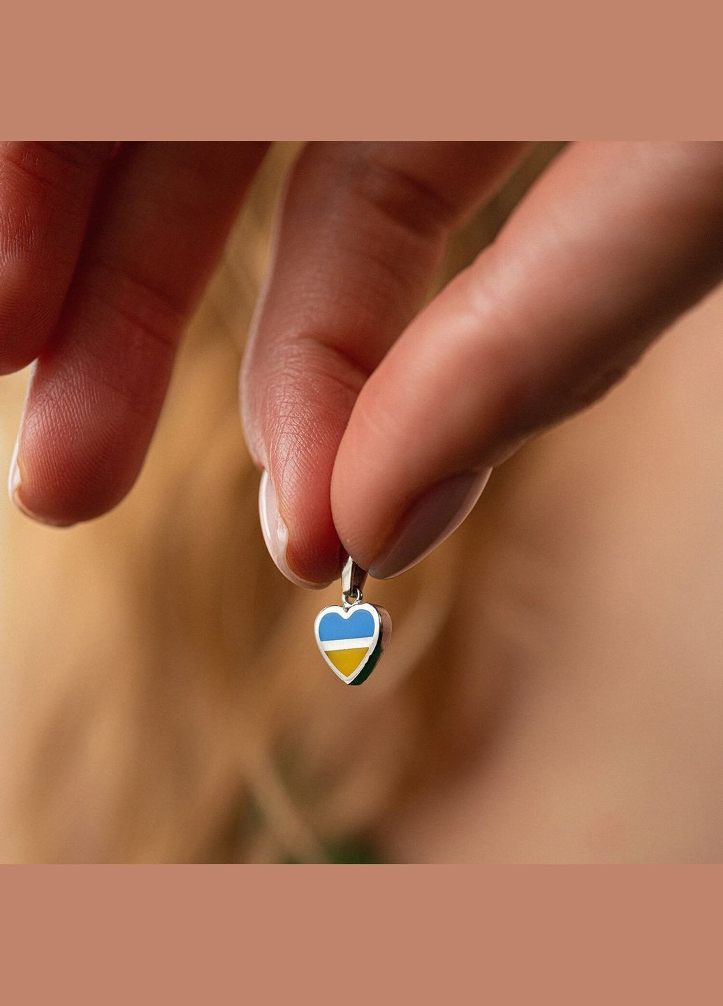 Кулон С Украиной в сердце в белом золоте (голубая и желтая эмаль) п03741 Oniks (264022784)