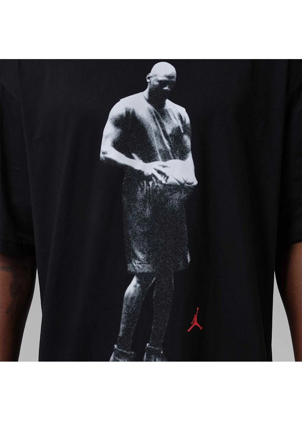Черная мужская футболка m df spt stmt gfx ss crew черный Jordan