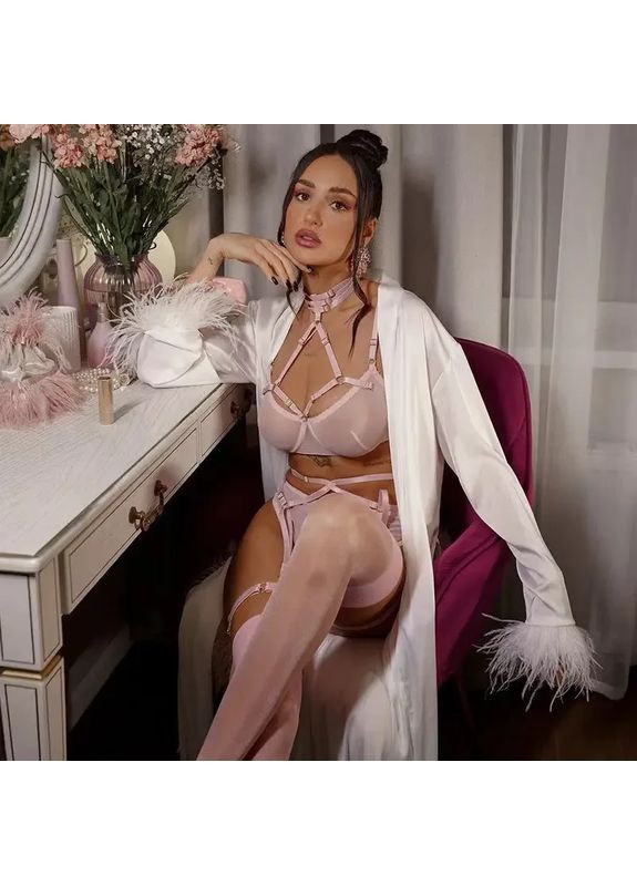 Розовый демисезонный кружевной комплект с поясом. женское нижнее белье.красивое женское белье кружевной комплект с поясом для чулок лиф-трусики No Brand