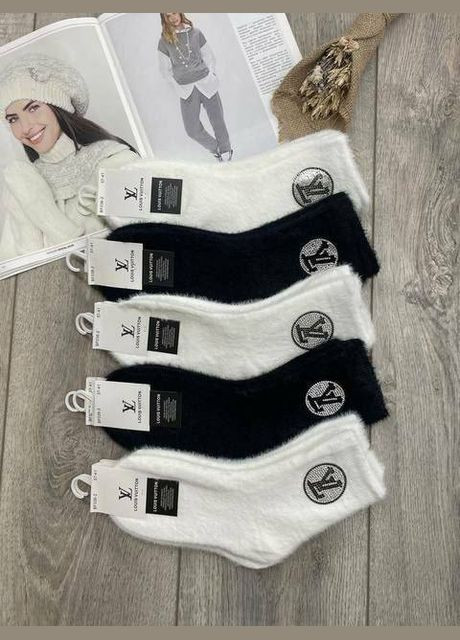 Чёрно-белых 10 пар женские зимние пушистые носки из шерсти норки с логотипом (322110853)