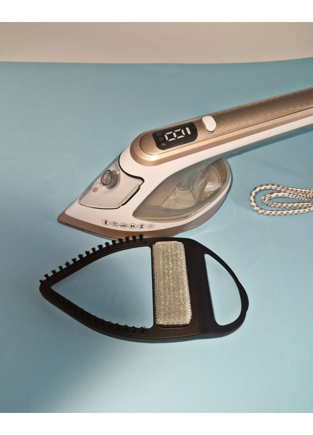 Відпарювач та праска Adler 2 в 1 AD 5044 No Brand (366024151)