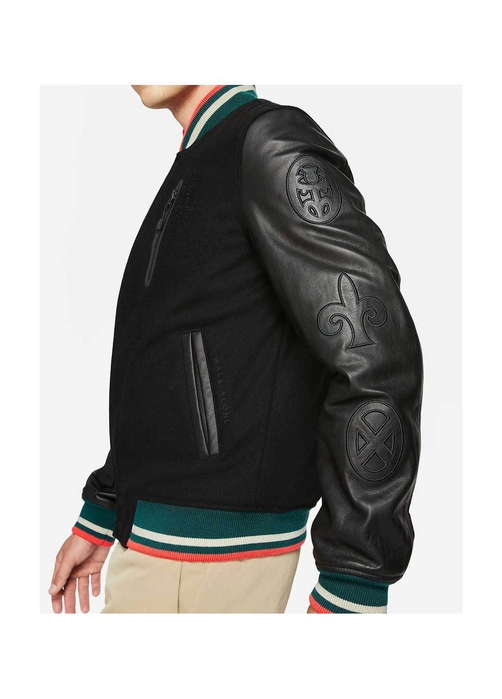 Чорна куртка чоловіча lfc m nk air dstryr black Nike