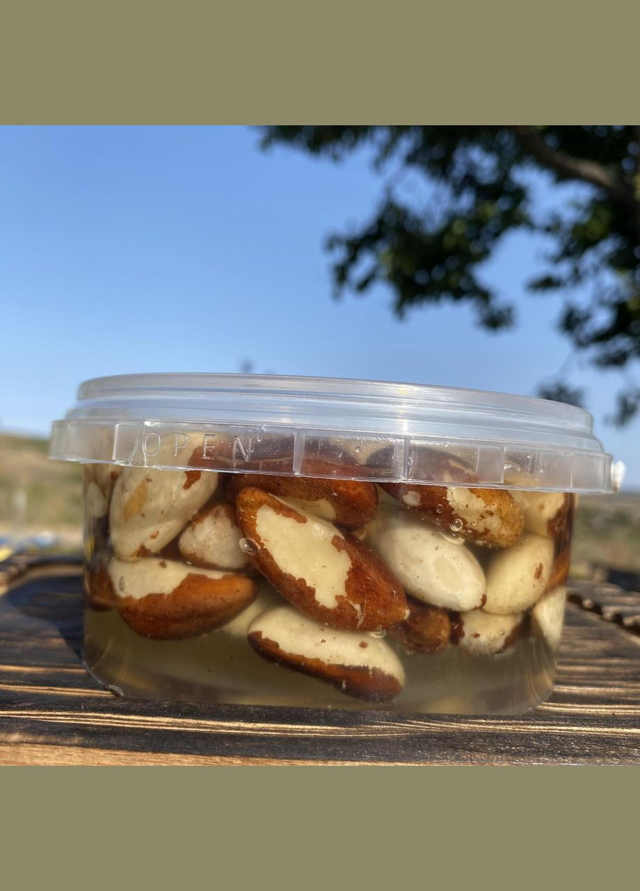 Бразильський горіх у меду акації 0,5 л (600 грам) МЕД ПОШТОЮ (322148996)