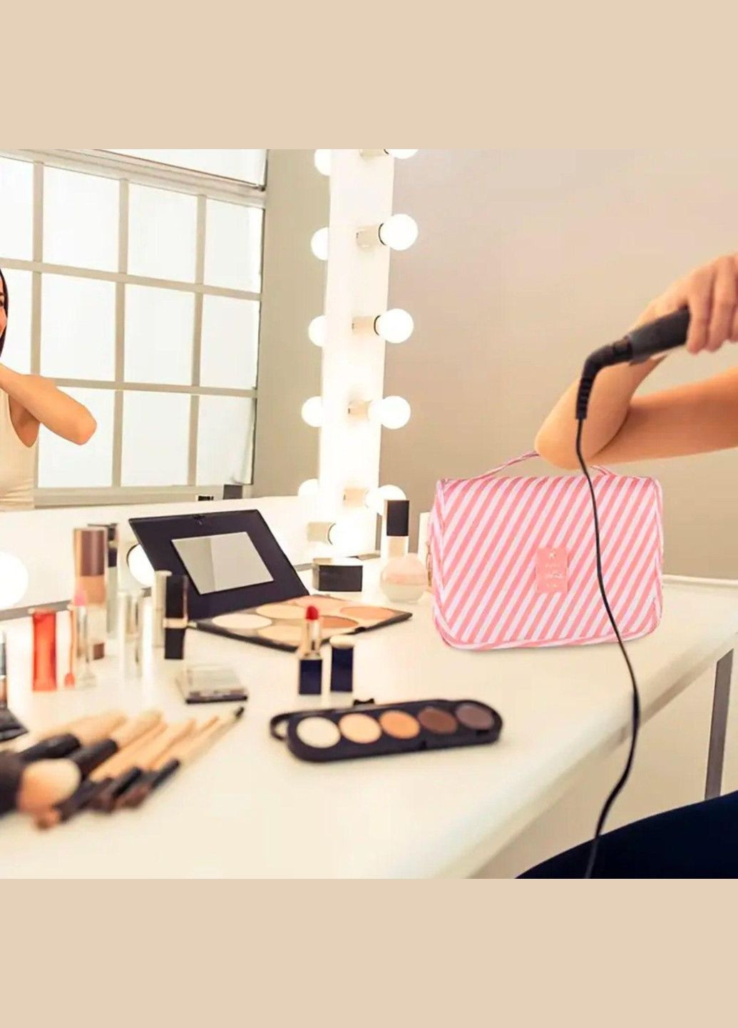 Стильна рожева в смужку дорожня косметичка, органайзер для туалетного приладдя, універсальний несесер No Brand (315101641)