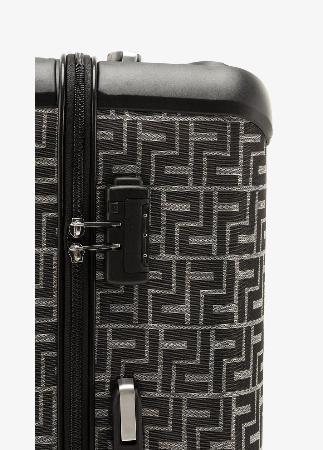 Валіза 2025-2/1 shop (2000999232046) No Brand (362902779)