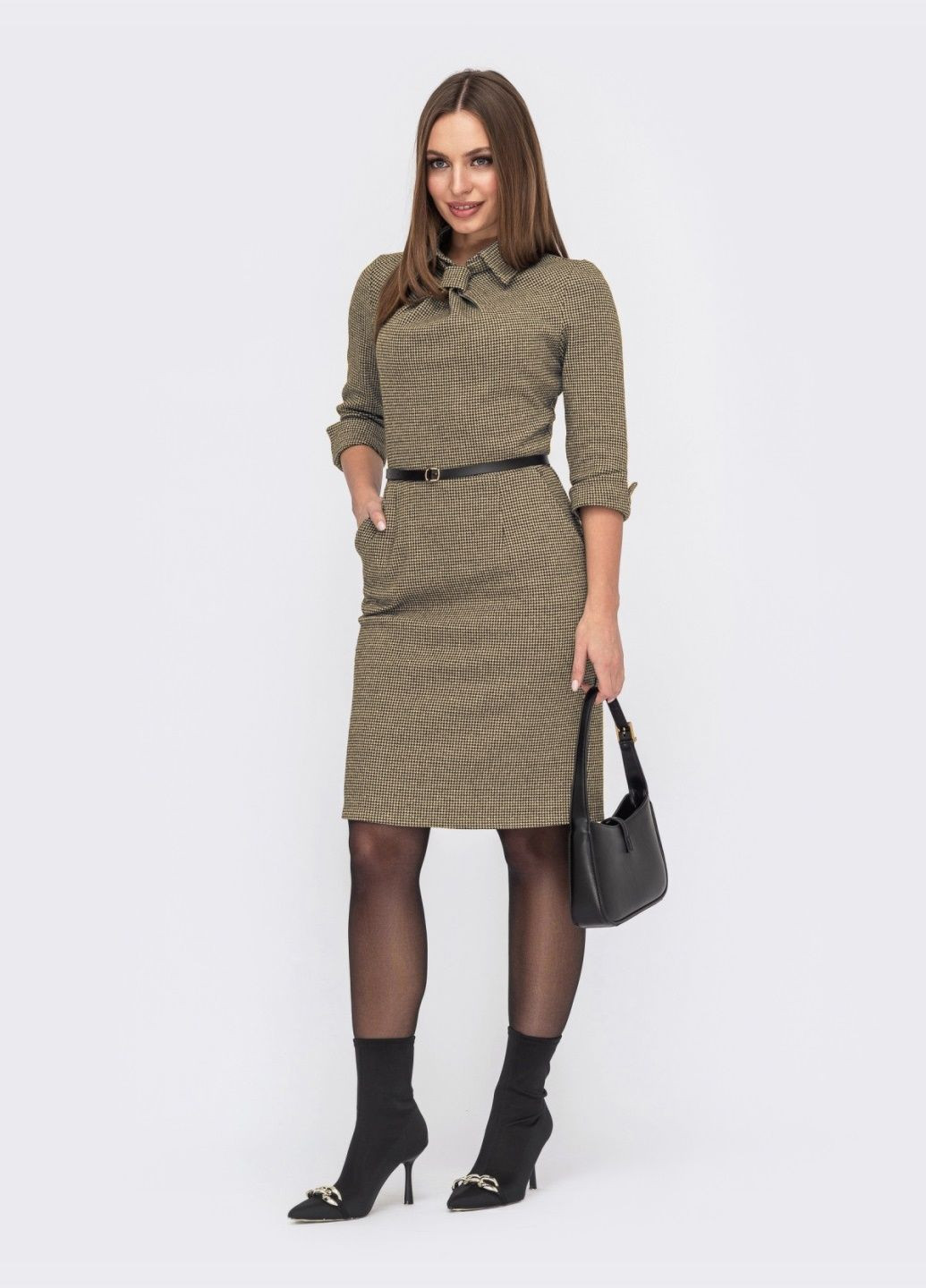 Бежевое деловое бежевое платье в гусиную лапку и имитацией галстука футляр Dressa с узором пье-де-пуль «гусиная лапка»