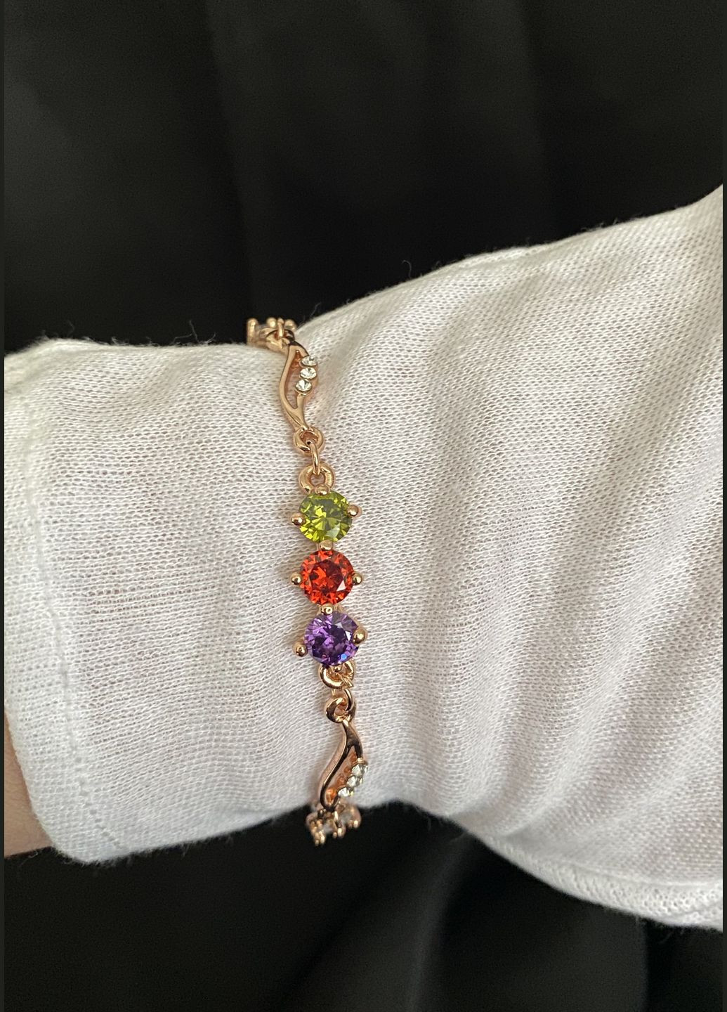 Браслет з камінчиками золотого кольору замок карабін 32604 Fashion (335814456)