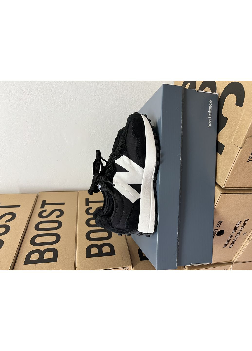 Чорні Осінні кросівки чоловічі new balance 327 black / white нью беланс 327 No Brand