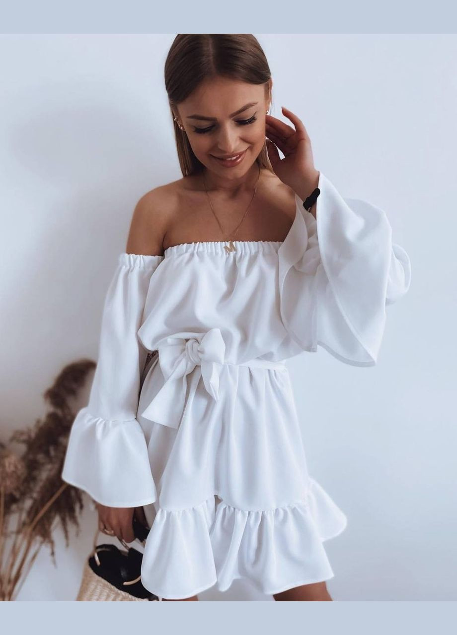 Белое кэжуал платье N.Family однотонное