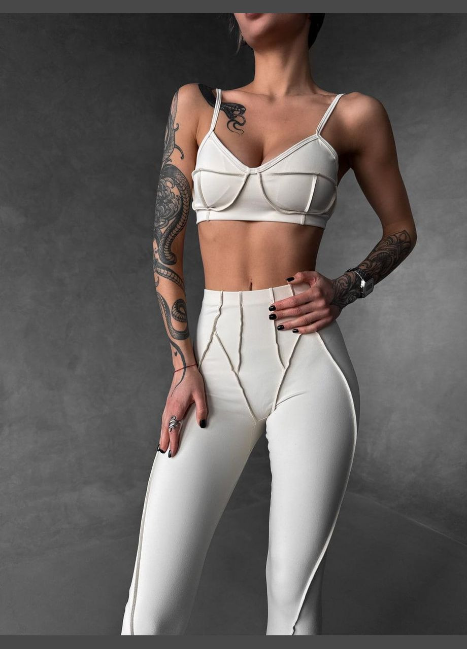 Топ «со швами наружу» с чашками, бежевого цвета, размер L Trends (330756958)