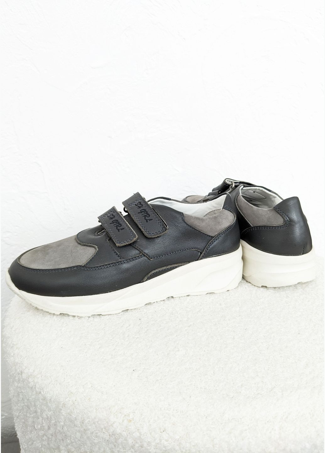 Чорні осінні стильні та модні, легкі та зручні спортивні шкіряні кросівки для дітей і підлітків InFashion Кросівки