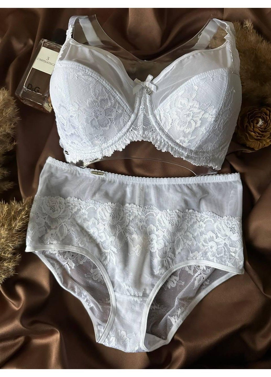 Белый белое женское нижнее белье комплект Lanny Mode