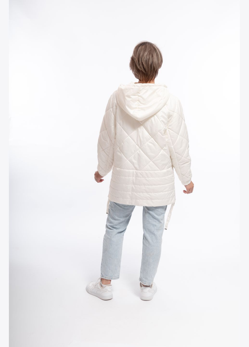 Молочная демисезонная куртка молочный демисезон повседневный Alberto Bini