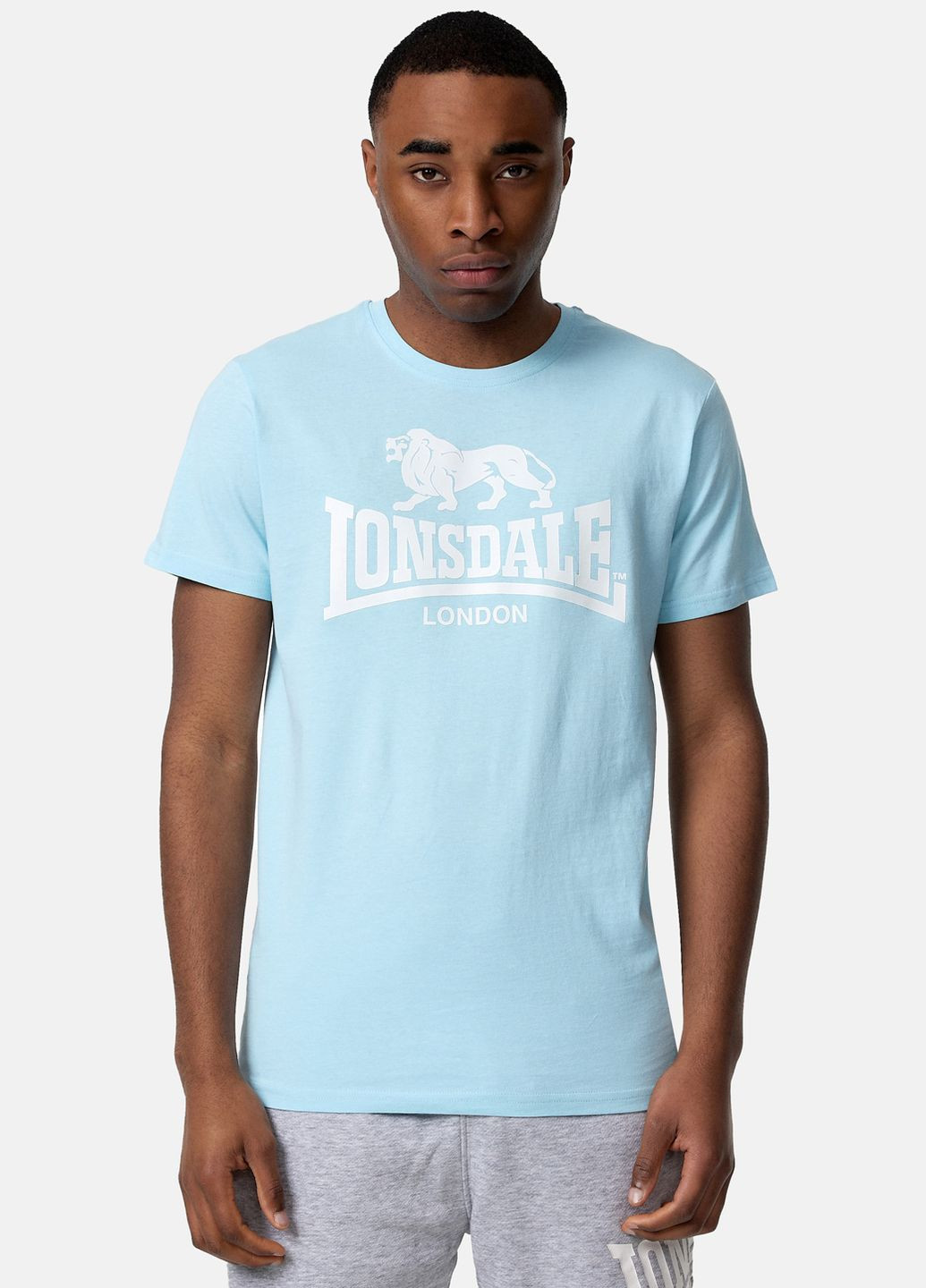 Голубая футболка Lonsdale St. Erney
