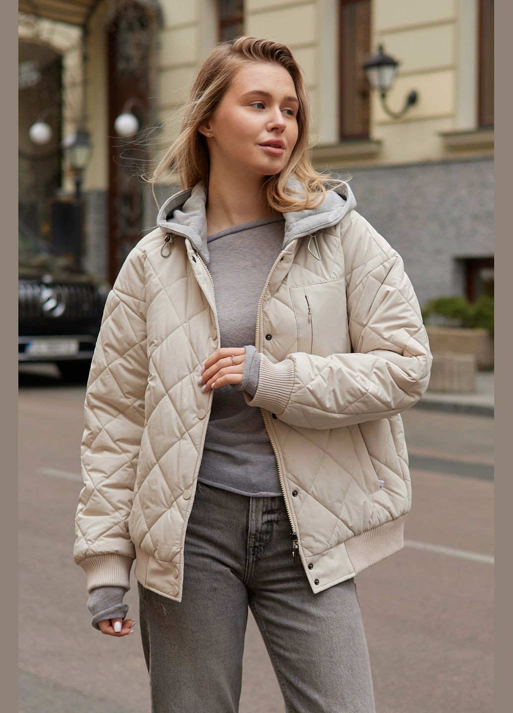 Молочная демисезонная женская демисезонная куртка бомбер «city mood» 951752 Lusskiri