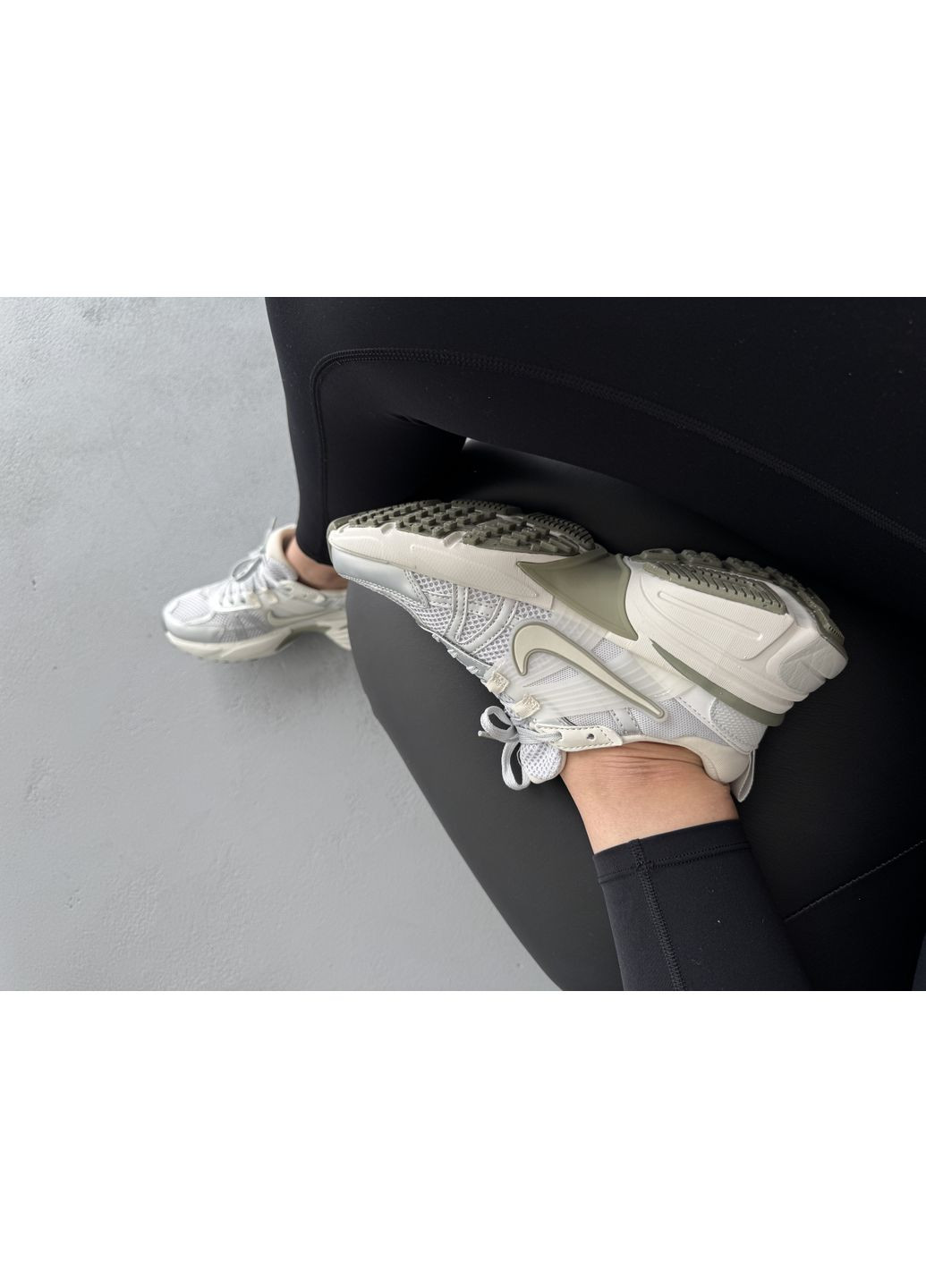 Кроссовки женские и мужские Nike V2K Runtekk White Metallic | Найк Рантекк В2К белые демисезоны (371770615)