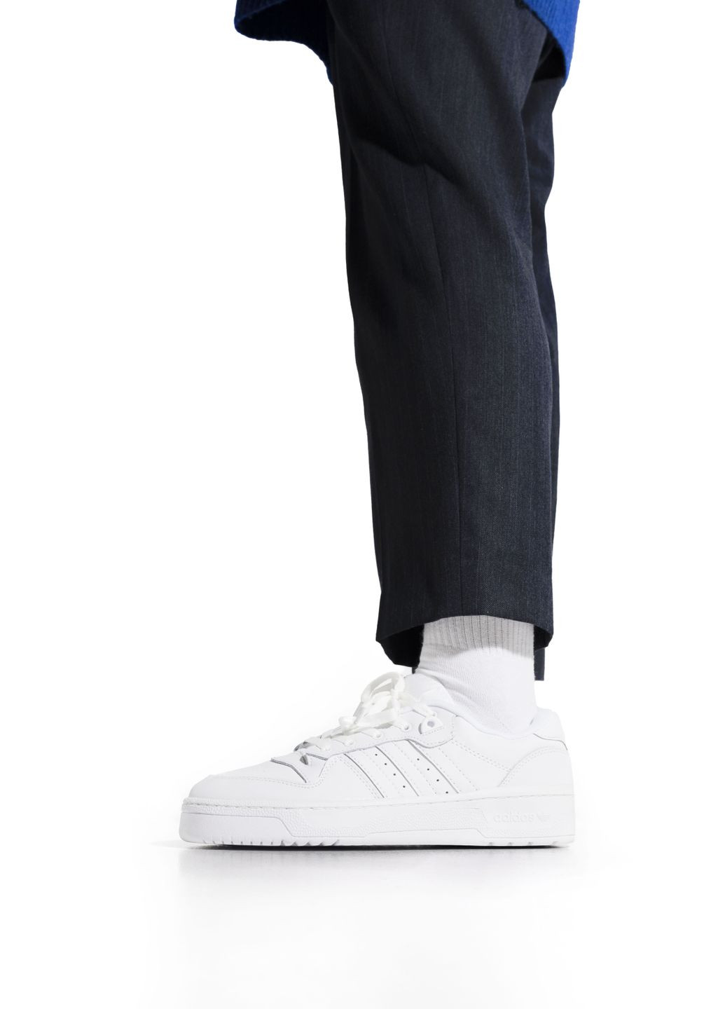 Белые демисезонные кроссовки мужские adidas rivalry white адидас No Brand