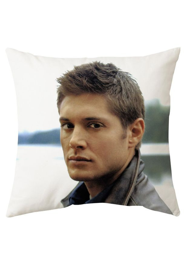 Подушка Дін Вінчестер серіал Надприродне 40х40см (p0074) No Brand (327003075)