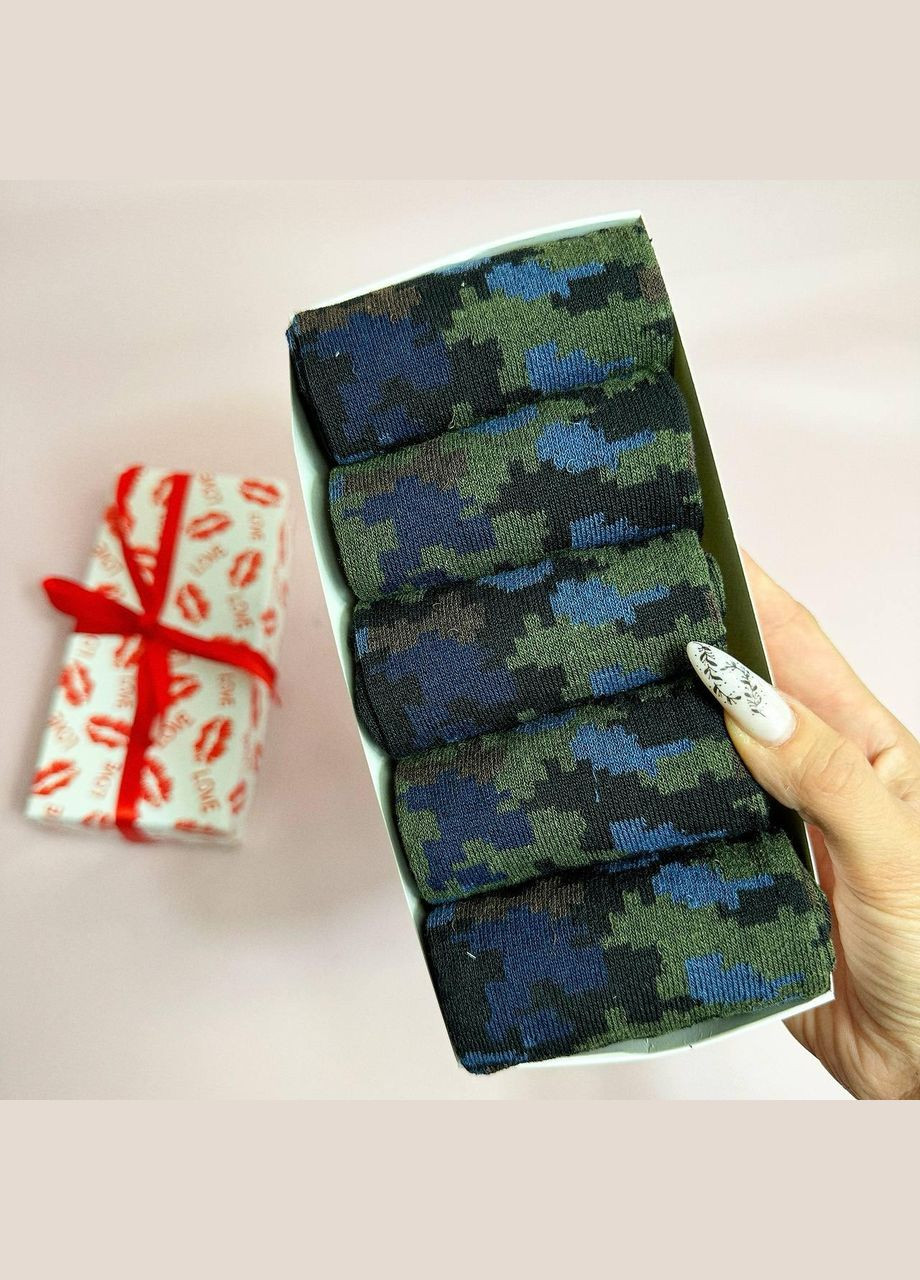 Комбіновані набір чоловічих шкарпеток 40-45 на 5 пар у подарунковій коробці Vakko (306424127)