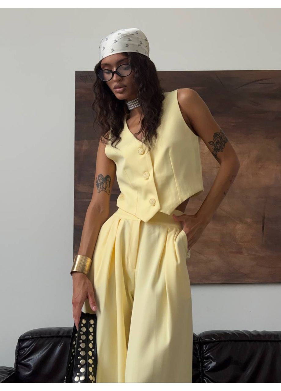 Женский костюм с жилеткой и брюками-палаццо. Україна (358934307)