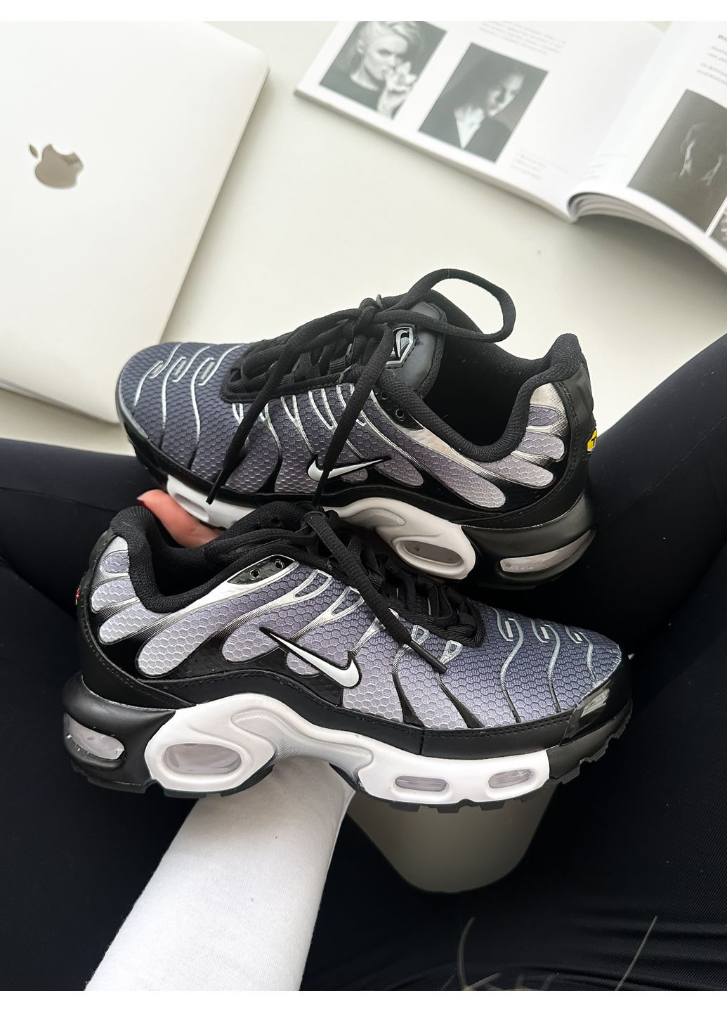 Кроссовки женские и мужские Nike Air Max TN Plus gray black | Найк Аир Макс ТН плюс серые черные No Brand серые демисезоны (351871634)