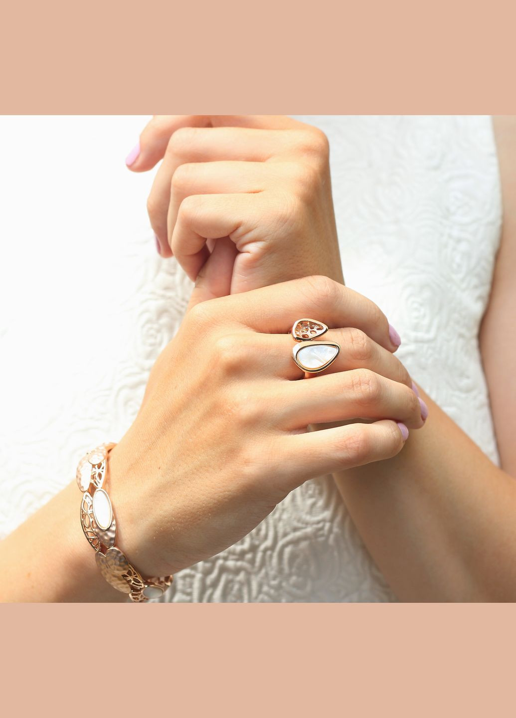 Каблучка з перламутром Краплинки Sincera (339870028)