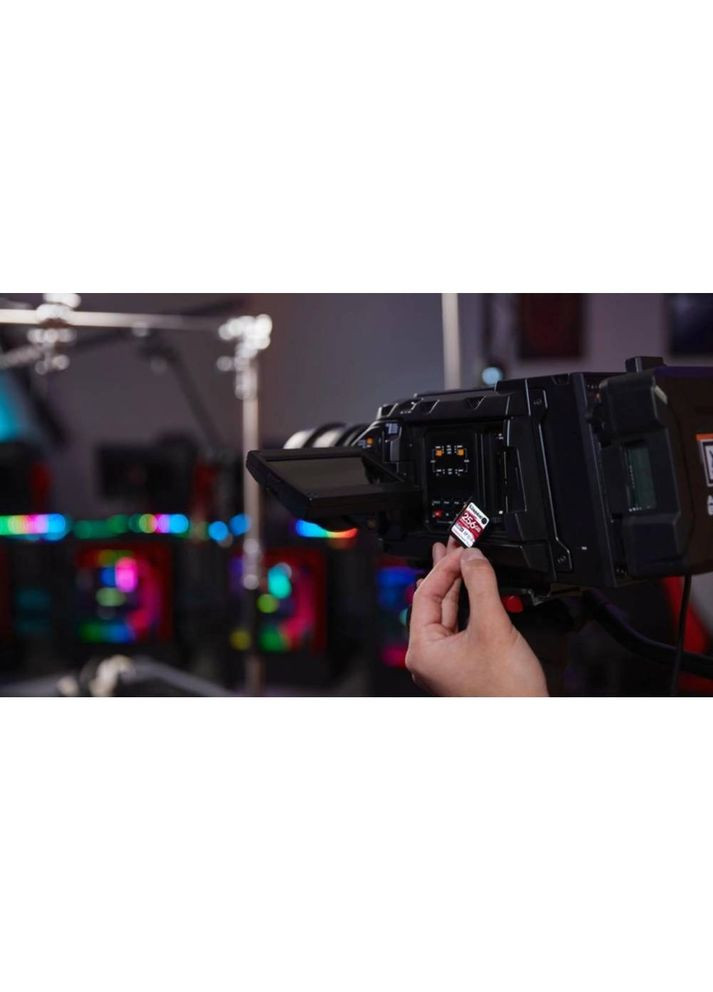 Карта памяти SDXC 128GB Canvas React Plus Class 10 UHS-II U3 (SDR2/128GB) Kingston (324267645)