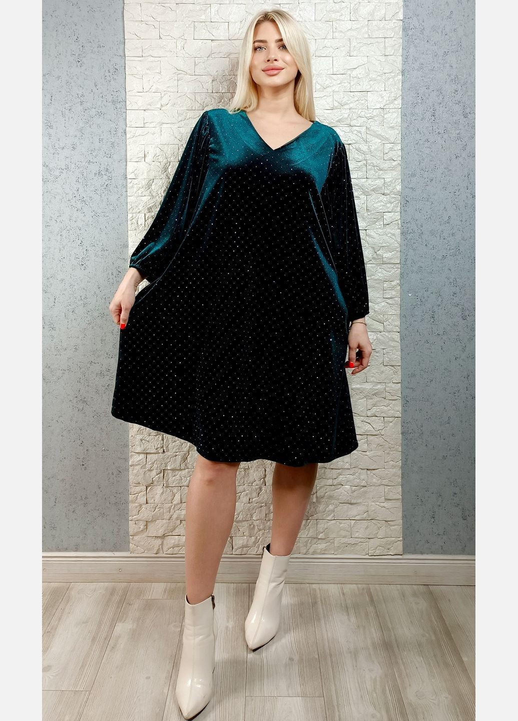 Зеленое праздничный, коктейльное платье а-силуэт Made in Italy однотонное