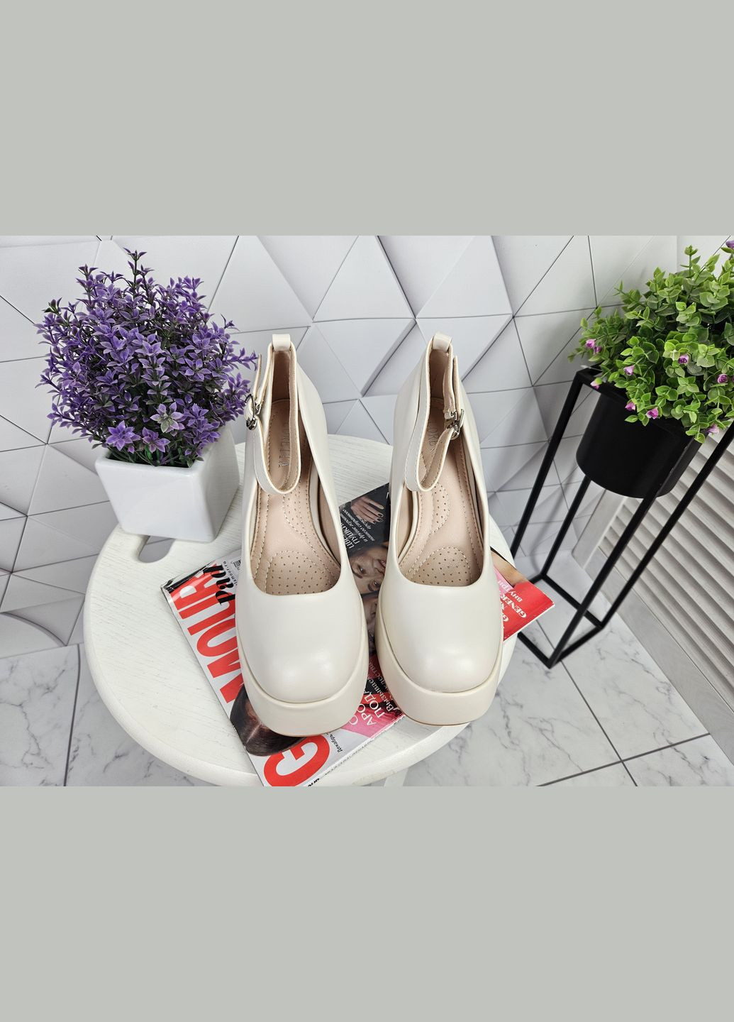 No Brand Туфли бежевые на широком каблуке с платформой с ремешком застежкой бежевый з, — (334278786)