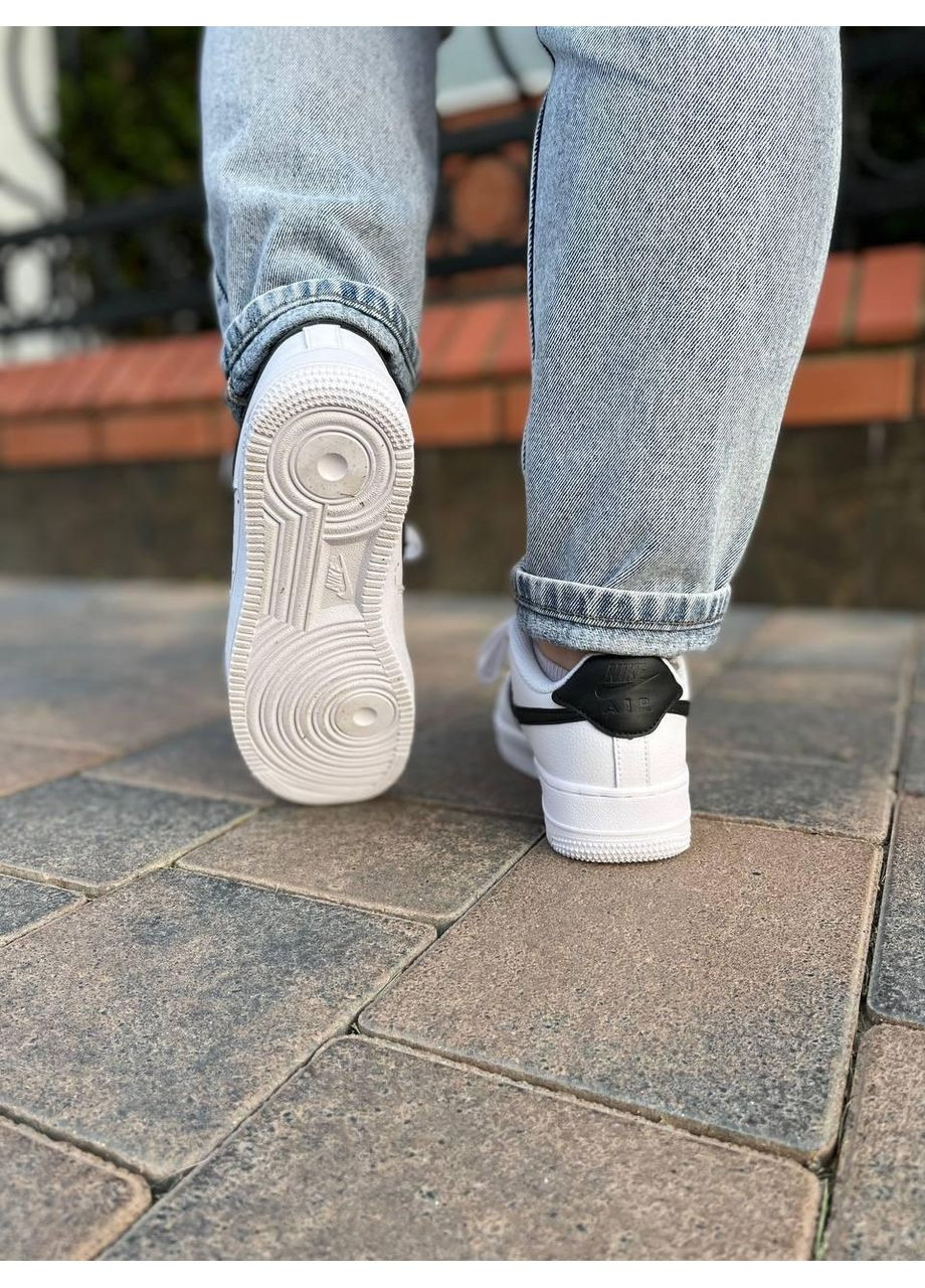 КРОСІВКИ ЖІНОЧІ NIKE AIR FORCE 1 WHITE BLACK НАЙК АІР ФОРС 1 ПРЕМІУМ No Brand чорні демісезони (367174658)