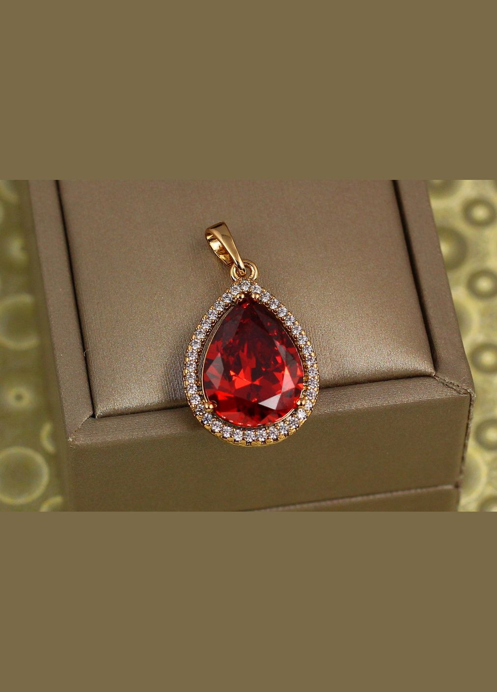 Кулон капля с красным фианитом в ободке 2.4 см золотистый. Xuping Jewelry (316433928)