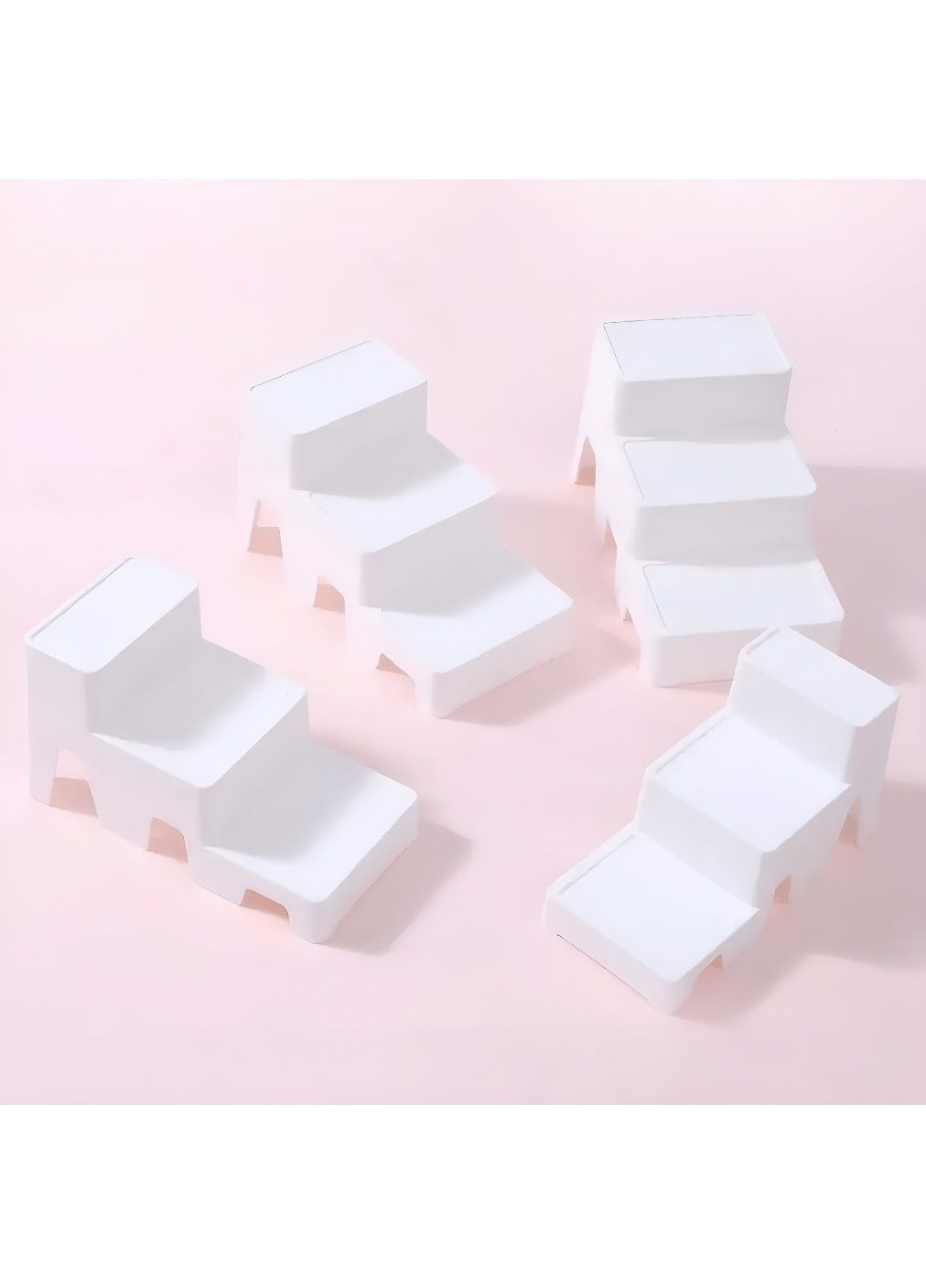 Комплект набір підставок трирівневих настільних пластикових для косметики парфумів кремів 4 штуки (479863-Prob) Білий Unbranded (325442965)