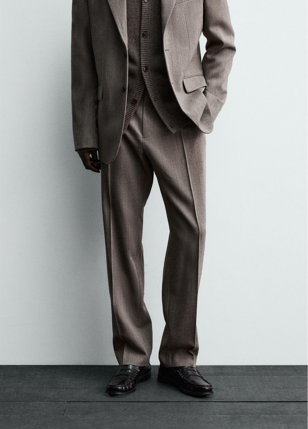 Светло-коричневые классические демисезонные брюки Zara