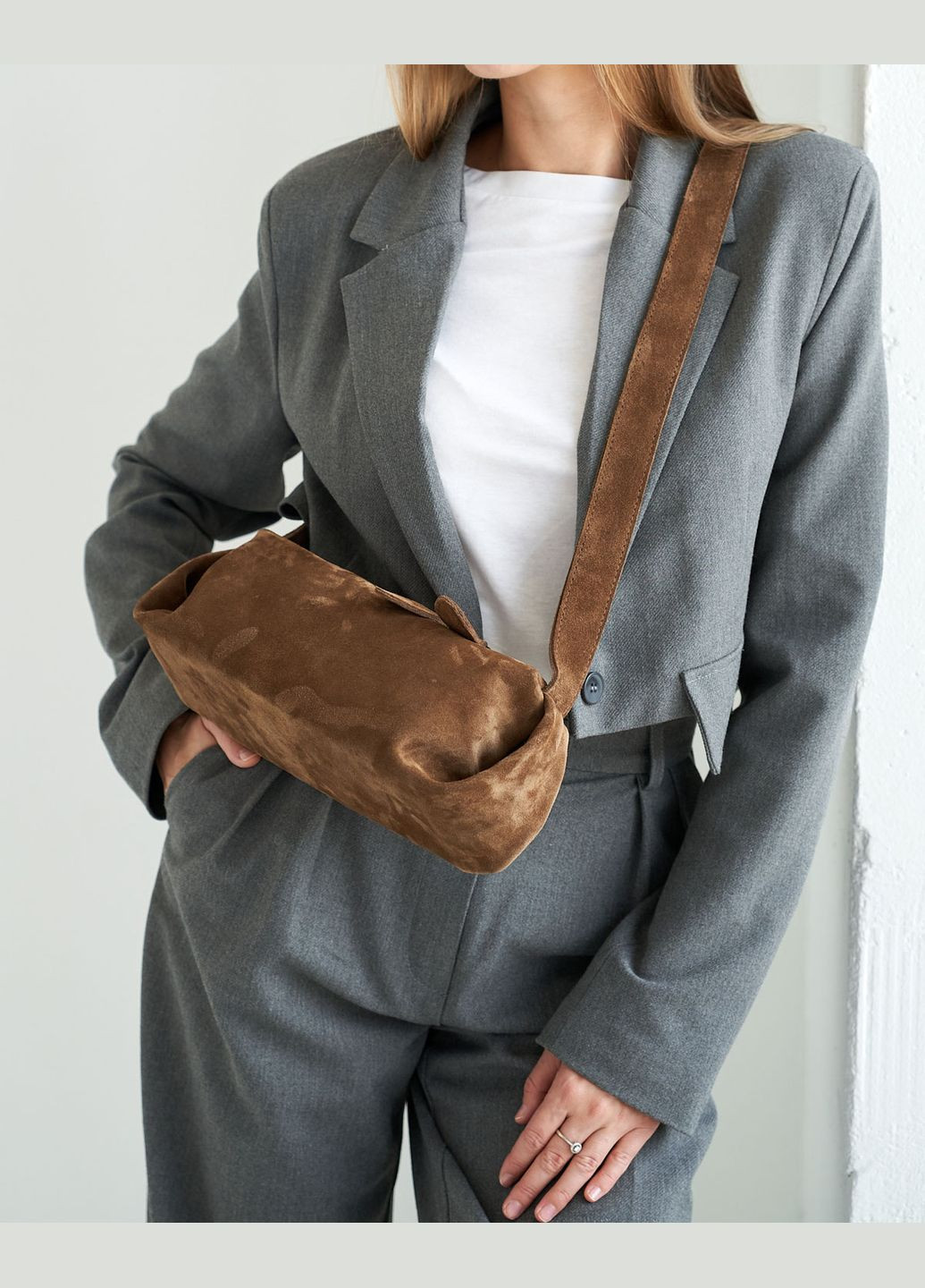 Жіноча замшева шкіряна сумка Мей середнього розміру (shkrqna-zamsheva-zhnocha-sumka-mej) WeLassie (342199371)