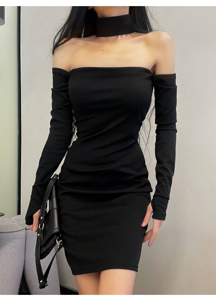 Черное платье мини с чокером бордо No Brand