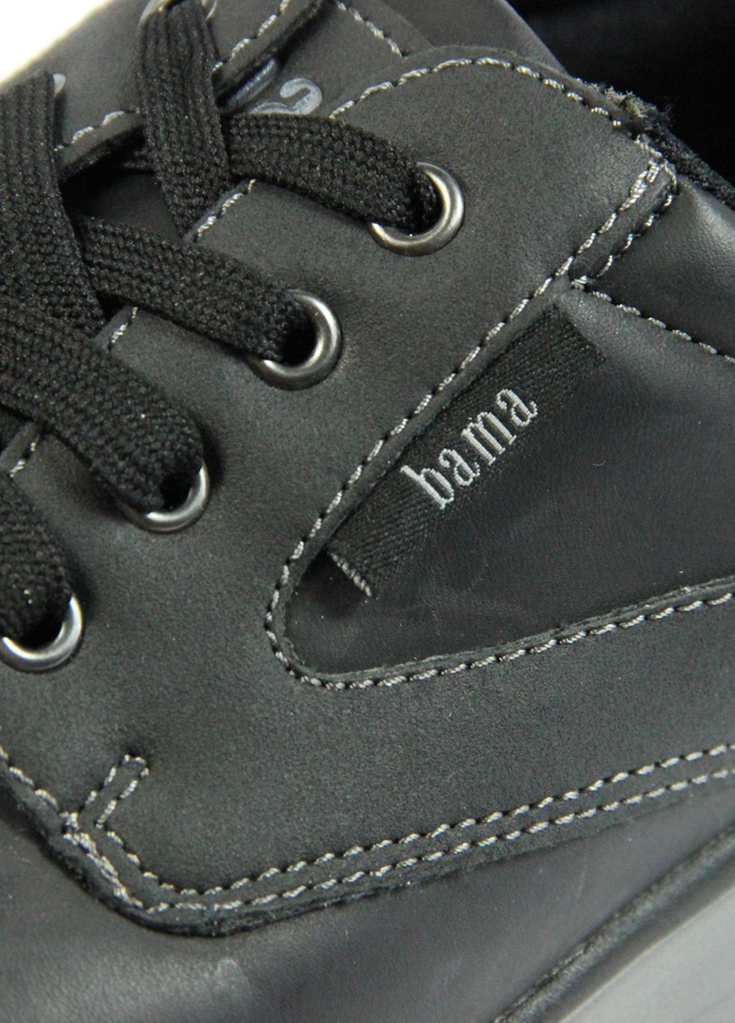 Черные демисезонные мужские кроссовки Bama