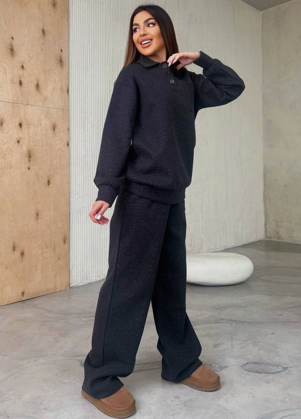 Базовый повседневный оверсайз костюм двойка: кофта на пуговицах с отложным воротником + штаны палаццо высокой посадки Україна (317318715)