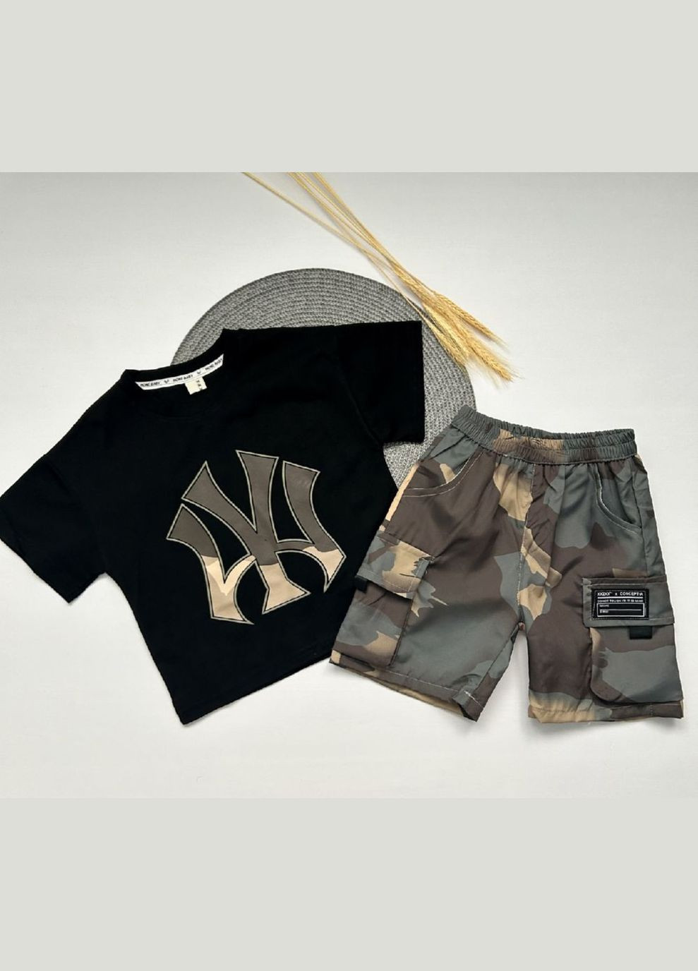 Комбінований літній костюм хлопчику на літо чорна футболка і шорти камуфляж 10504 No Brand