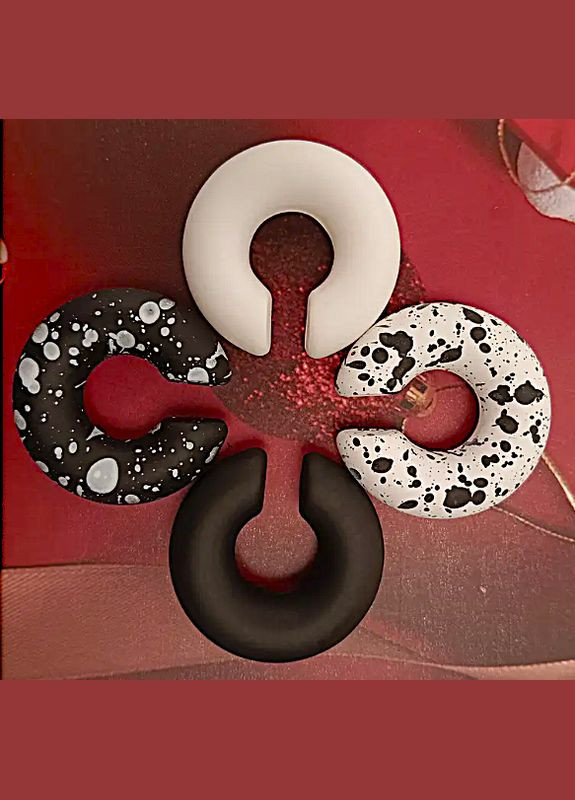 Кафи 4 одиниці акцентні широкі чорно-білі No Brand (347250604)