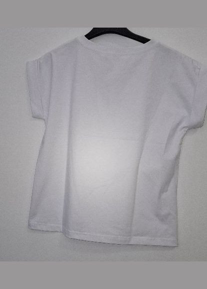 Футболка біла з принтом ожини MKKS280126-1 Modna KAZKA - (338622698)