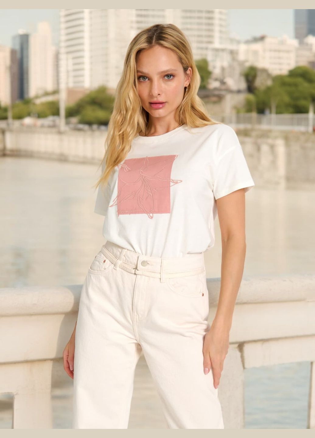 Женская футболка 238001-ML No Brand - (336891679)