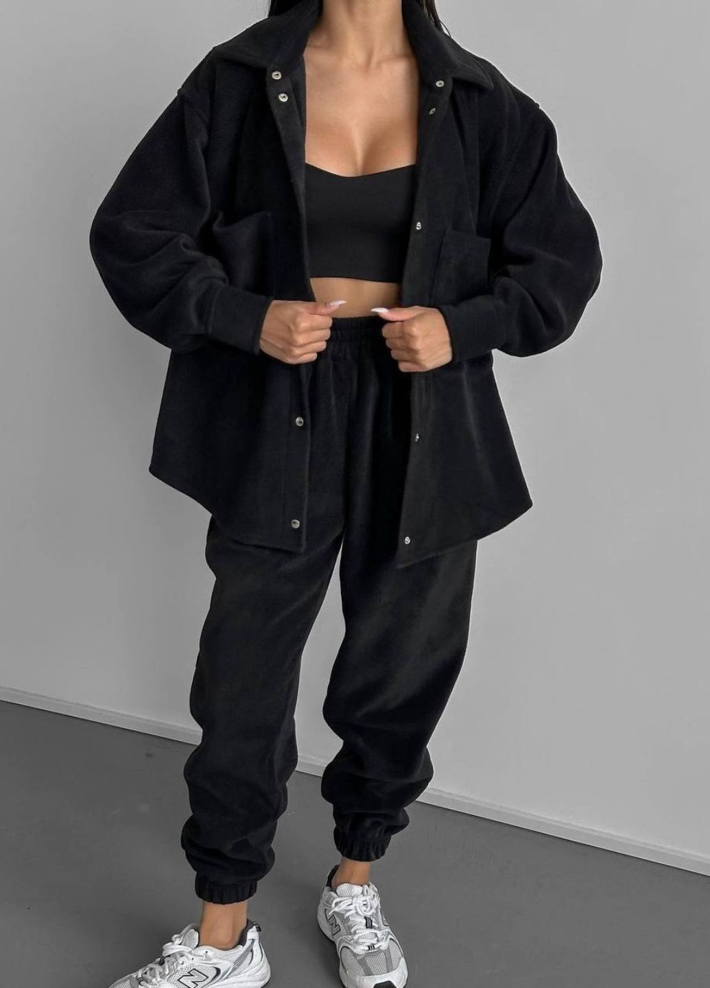 Базовый повседневный демисезонный оверсайз костюм двойка: рубашка на кнопках + джогеры Tik-Tak (362539653)