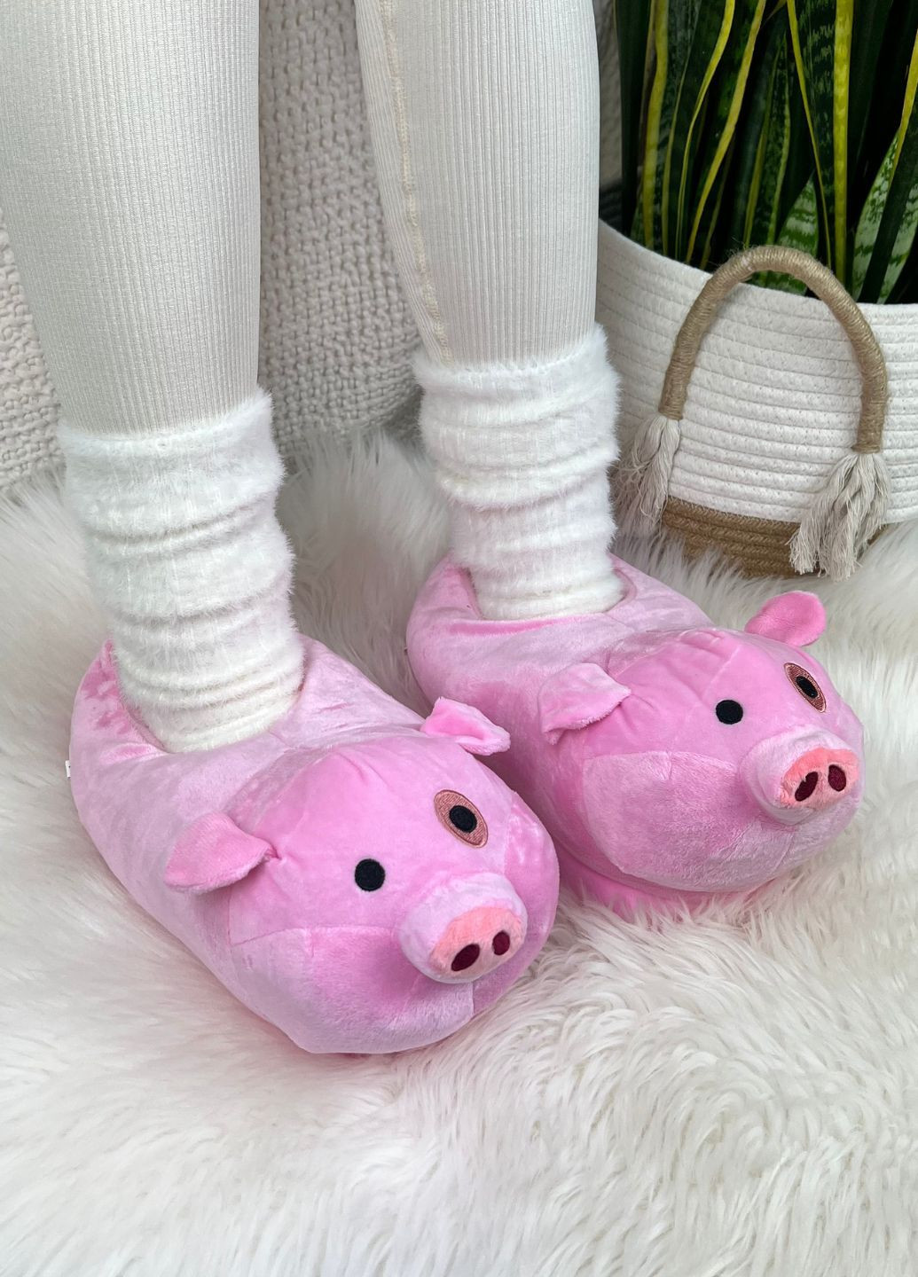 Розовые женские тапочки домашние свинки плюшевые для кигуруми My Kigu с ушками, с вышивкой